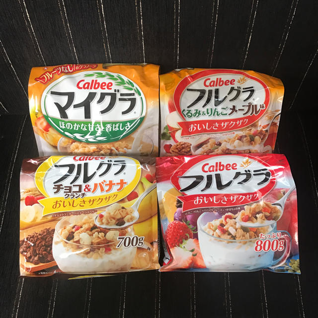 カルビー(カルビー)のフルグラ セット 食品/飲料/酒の食品(その他)の商品写真