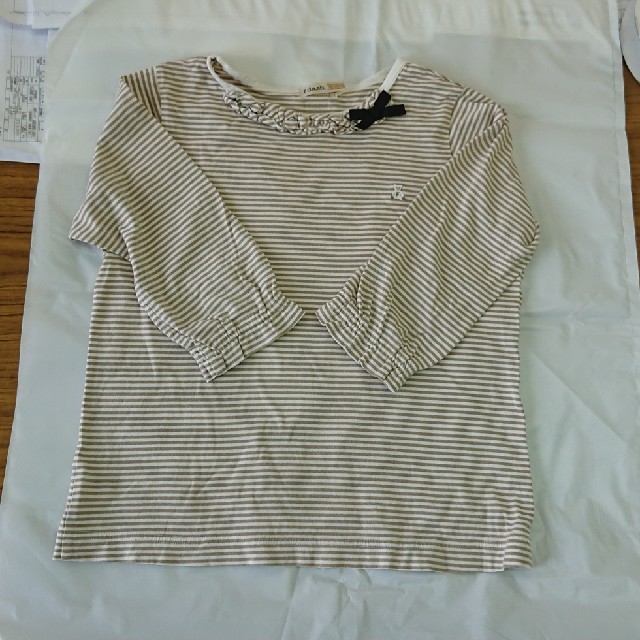 familiar(ファミリア)のfamiliar fダッシュ 女児Tシャツ 140 キッズ/ベビー/マタニティのキッズ服女の子用(90cm~)(Tシャツ/カットソー)の商品写真