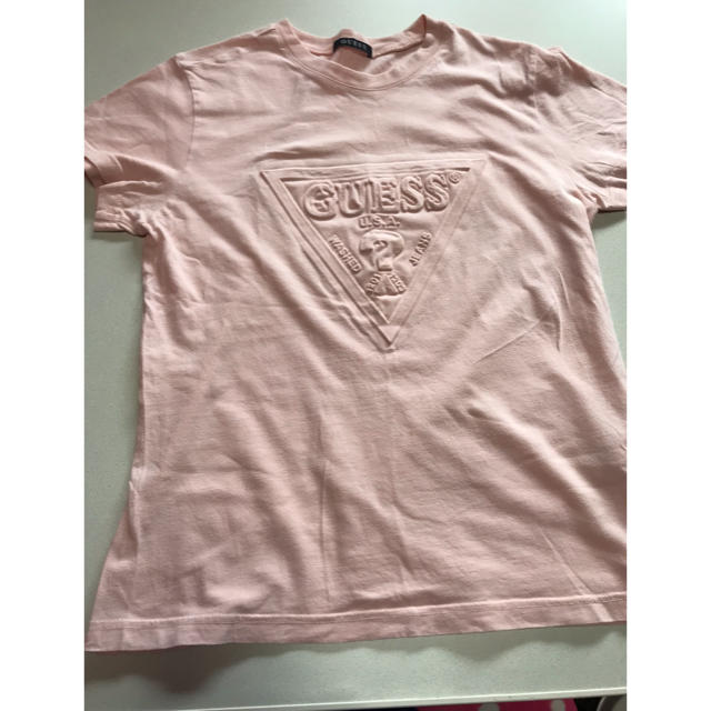 GUESS(ゲス)のGUESS  Tシャツ レディースのトップス(Tシャツ(半袖/袖なし))の商品写真