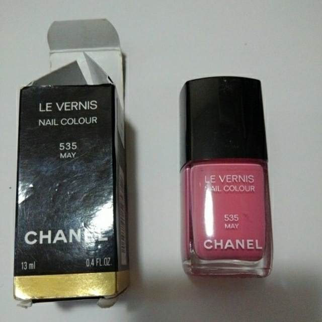 CHANEL(シャネル)のCHANEL ヴェルニ 535 メイ （ネイル エナメル） コスメ/美容のネイル(マニキュア)の商品写真