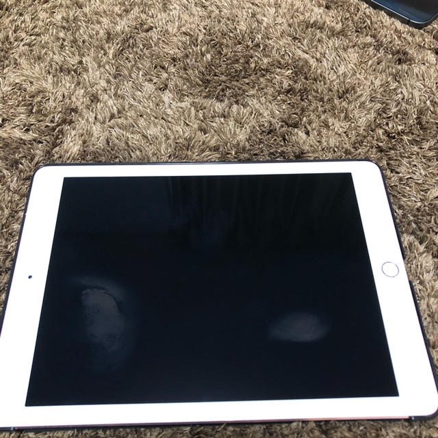 初代 iPad Pro 9.7 Wi-Fi+Cellular 32GB au