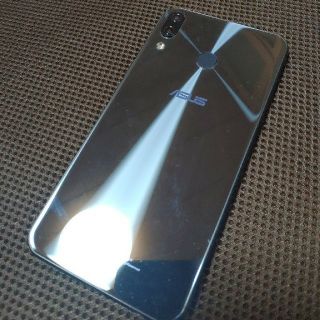 エイスース(ASUS)のZenfone5 64GB(スマートフォン本体)