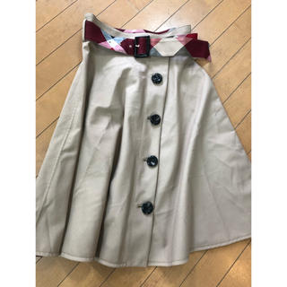 バーバリーブルーレーベル(BURBERRY BLUE LABEL)の美品 ブルーレーベル   クレストブリッジ   リバーシブル スカート 38 (ひざ丈スカート)