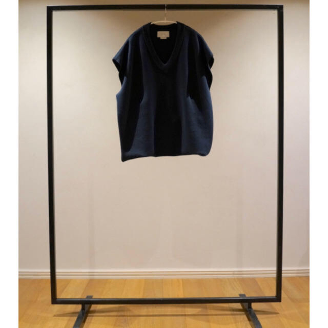 SUNSEA(サンシー)の【YOKE】ヨーク SHARE KNIT VEST ニットベスト ネイビー S メンズのトップス(ベスト)の商品写真