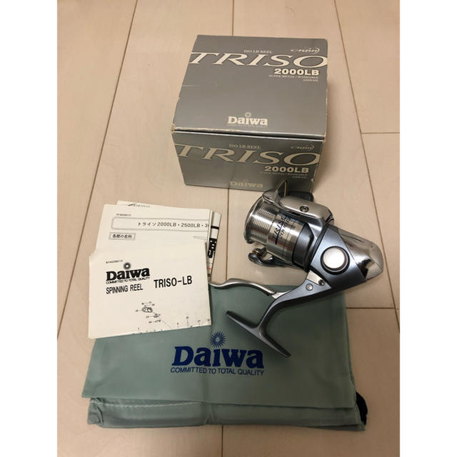 リールDaiwa TRISO 2000LB