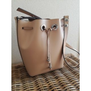 ザラ(ZARA)のセール！ZARA♡ショルダーバッグ♡合皮 ベージュ(ショルダーバッグ)