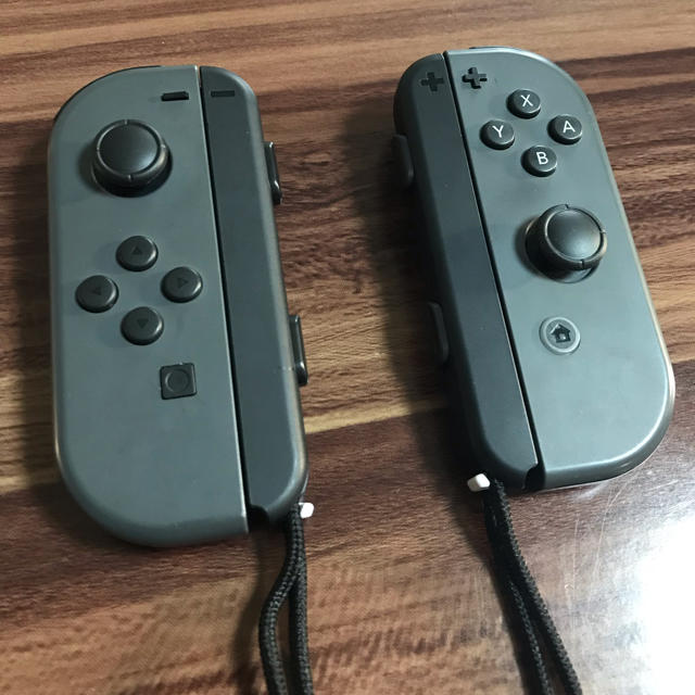 Switchジョイコン 任天堂純正品  ジョイコン　グレー左右セット ストラップ