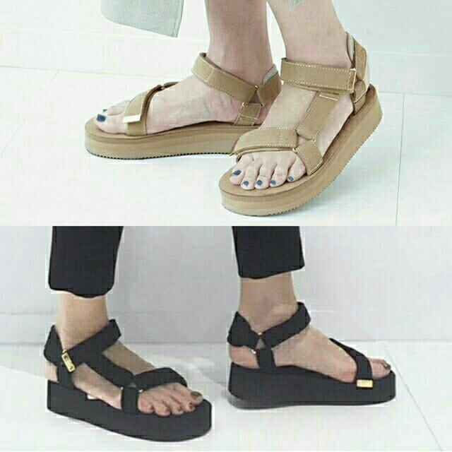 DEUXIEME CLASSE(ドゥーズィエムクラス)の新品◇SUICOKE SUEDE SANDAL  37 レディースの靴/シューズ(サンダル)の商品写真