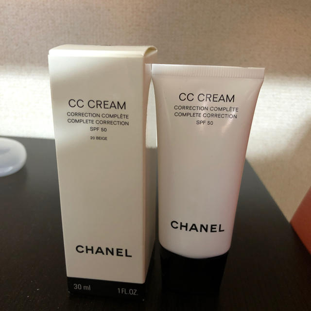 CHANEL  ccクリーム