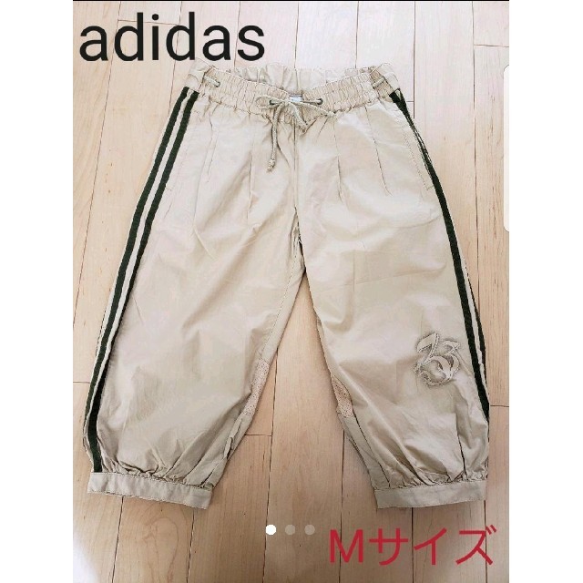 adidas(アディダス)のadidas ハーフパンツ レディースのパンツ(ハーフパンツ)の商品写真