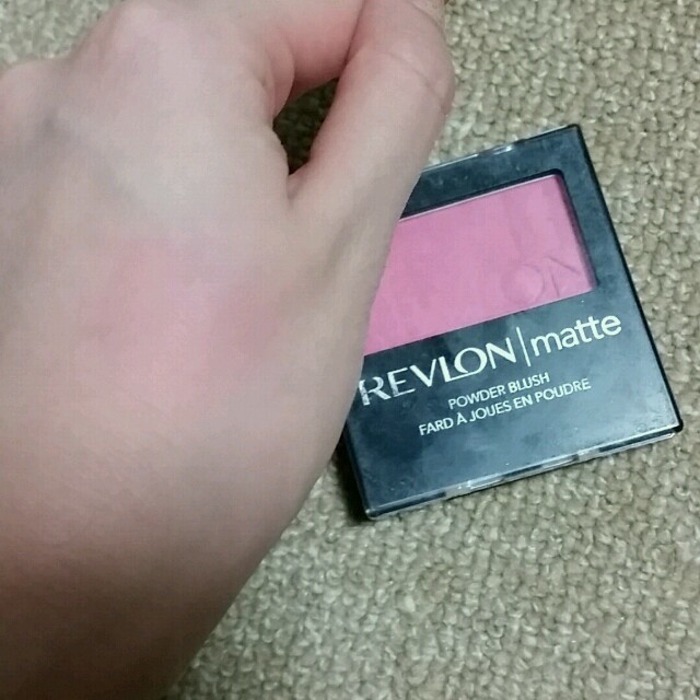 REVLON(レブロン)のレブロン♡マットで可愛いピンクチーク コスメ/美容のベースメイク/化粧品(チーク)の商品写真