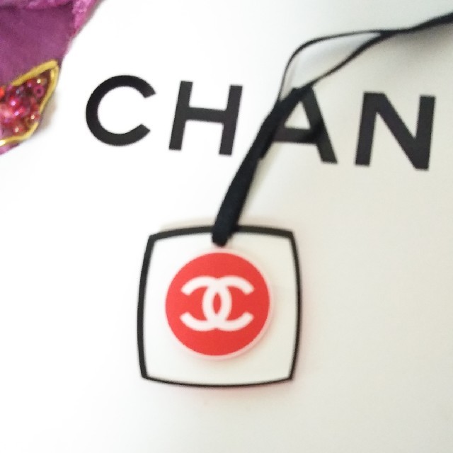 CHANEL(シャネル)の【CHANEL】新品シャネル チャーム エンタメ/ホビーのコレクション(ノベルティグッズ)の商品写真