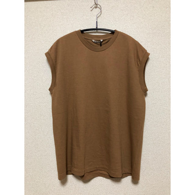kot様 AURALEE オーラリー スリーブレス クルーネックTシャツ レディースのトップス(Tシャツ(半袖/袖なし))の商品写真