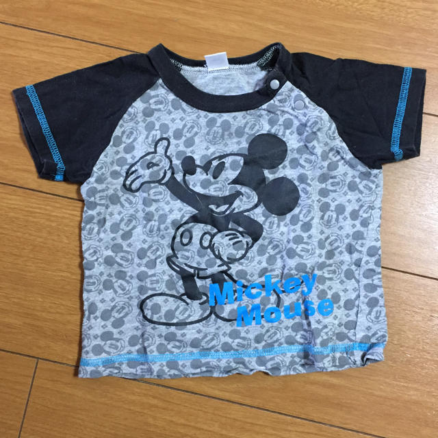 Disney(ディズニー)のTシャツ90 キッズ/ベビー/マタニティのキッズ服男の子用(90cm~)(Tシャツ/カットソー)の商品写真