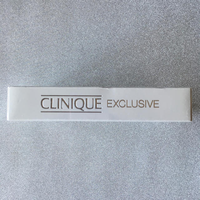 CLINIQUE(クリニーク)のCLINIQUE EXCLUSIVE all-in-one colour コスメ/美容のキット/セット(コフレ/メイクアップセット)の商品写真