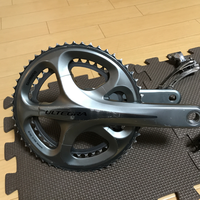 SHIMANO(シマノ)のシマノ アルテグラ FC-6700 クランクセット 52-39 スポーツ/アウトドアの自転車(パーツ)の商品写真