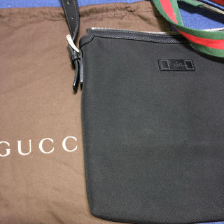 グッチ(Gucci)のGUCCI ショルダーバッグ(ショルダーバッグ)