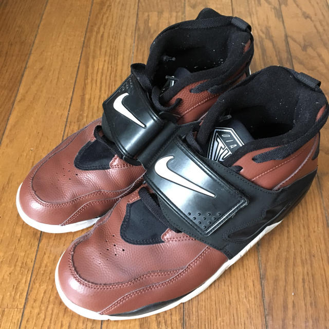 NIKE(ナイキ)のNIKE AIR DIAMOND TURF メンズの靴/シューズ(スニーカー)の商品写真