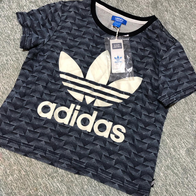 adidas(アディダス)の専用出品  adidas originals TRACK DENIM TEE  レディースのトップス(Tシャツ(半袖/袖なし))の商品写真