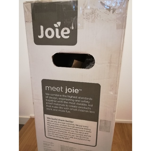 Joie (ベビー用品)(ジョイー)のjoie  ライトラックスエア　カーキ キッズ/ベビー/マタニティの外出/移動用品(ベビーカー/バギー)の商品写真