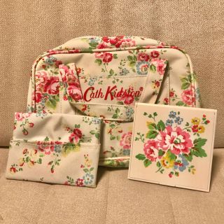 キャスキッドソン(Cath Kidston)の値下げ キャスキッドソン  ポーチ3点セット ムック本付録(ポーチ)