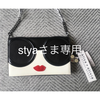 アリスアンドオリビア(Alice+Olivia)の alice ＋ olivia STACEY FACE L WALLET(ショルダーバッグ)