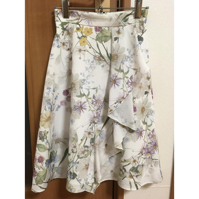 【値下げしました】デジタルフラワープリントスカート 花柄スカート