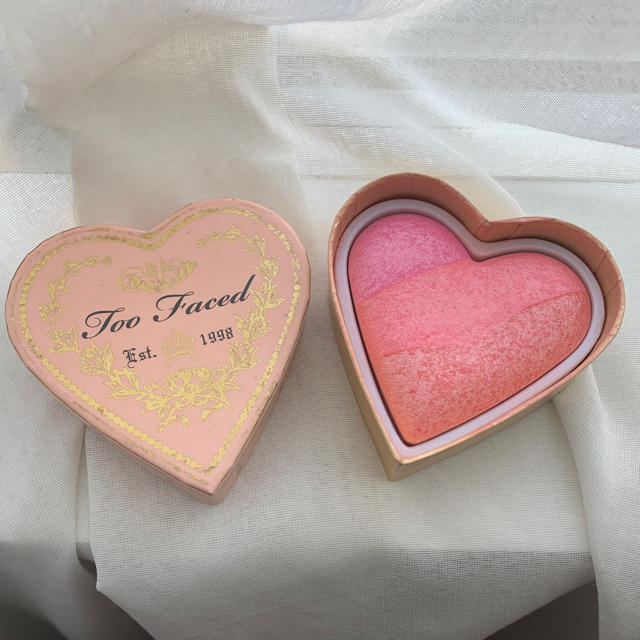 Too Faced(トゥフェイス)のtoo faced トゥーフェイス チーク コスメ/美容のベースメイク/化粧品(チーク)の商品写真