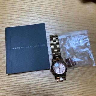 マークバイマークジェイコブス(MARC BY MARC JACOBS)のピンクゴールドストーン腕時計(腕時計)