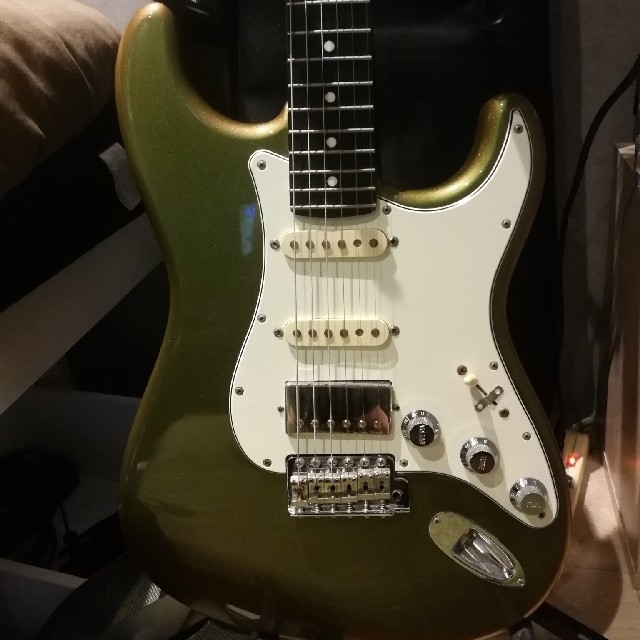 Fender Japan ストラト ギター マジョーラカラー