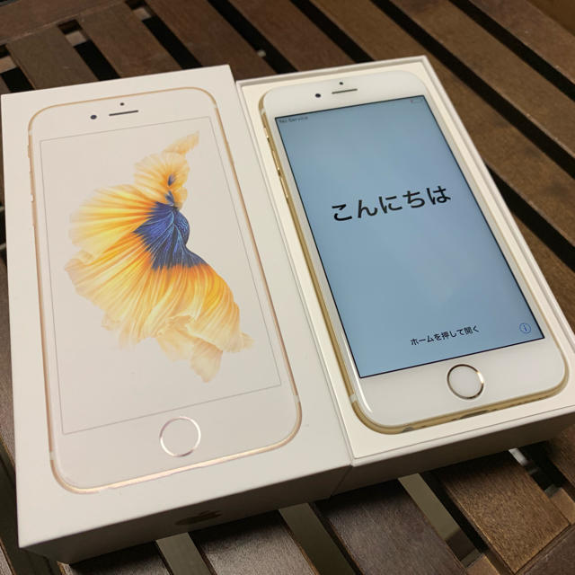 iphone 6s  64GB SIMフリー