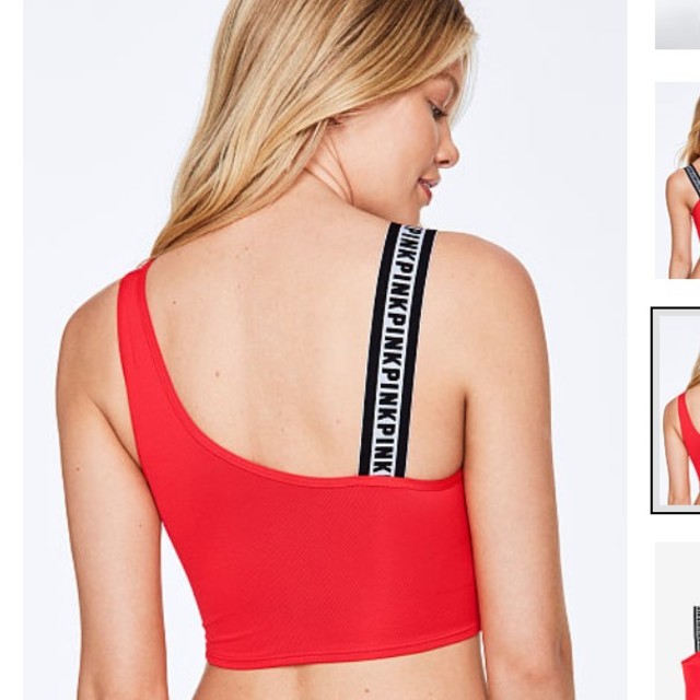 Victoria's Secret(ヴィクトリアズシークレット)のvictoria's sercret PINK red sport crop スポーツ/アウトドアのトレーニング/エクササイズ(ヨガ)の商品写真