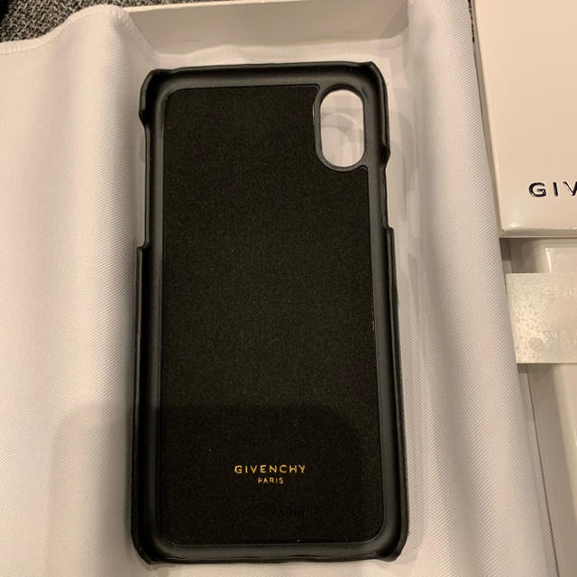 GIVENCHY(ジバンシィ)のこんまり☆様専用‼️    新作！！ ジバンシィ iPhone X/XS ケース スマホ/家電/カメラのスマホアクセサリー(iPhoneケース)の商品写真