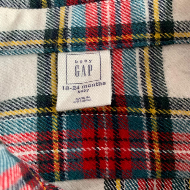 babyGAP(ベビーギャップ)の【未使用】baby  GAP 長袖シャツ2枚 キッズ/ベビー/マタニティのベビー服(~85cm)(シャツ/カットソー)の商品写真