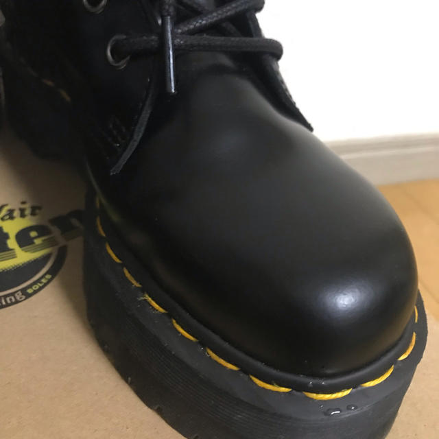 Dr.Martens(ドクターマーチン)のDr.Martens(ドクターマーチン) 厚底 レディースの靴/シューズ(ブーツ)の商品写真