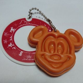 ディズニー(Disney)の東京ディズニーリゾート　ミッキーワッフル　キーホルダー(キャラクターグッズ)