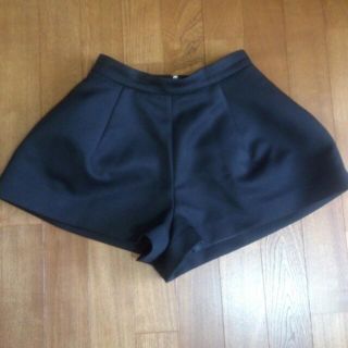スナイデル(SNIDEL)のチューリップラインショートパンツ(ショートパンツ)