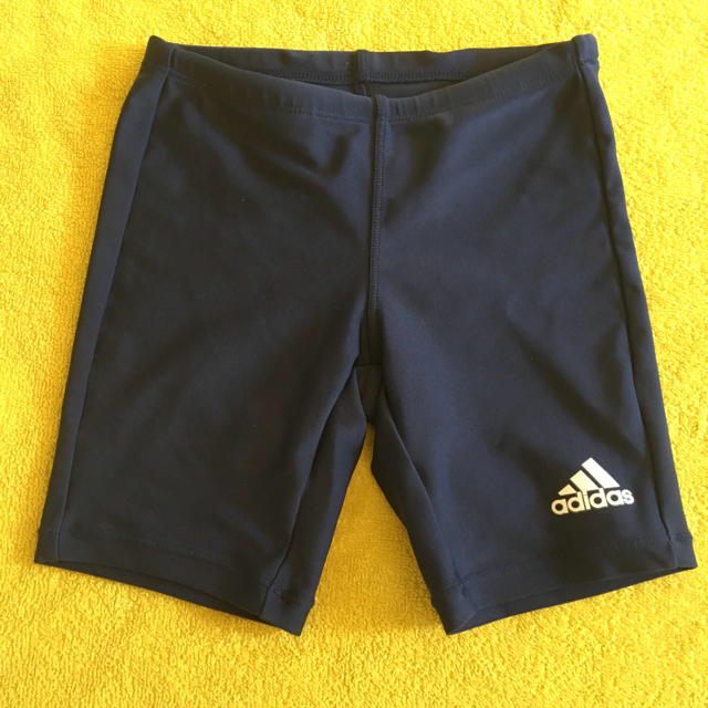 adidas(アディダス)の水着 110  キッズ/ベビー/マタニティのキッズ服男の子用(90cm~)(水着)の商品写真