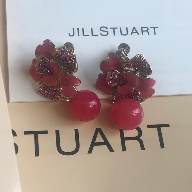 JILLSTUART(ジルスチュアート)のジルスチュアートイヤリング新品 レディースのアクセサリー(イヤリング)の商品写真