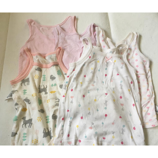 UNIQLO(ユニクロ)の下着 キャミソール  キッズ/ベビー/マタニティのキッズ服女の子用(90cm~)(下着)の商品写真