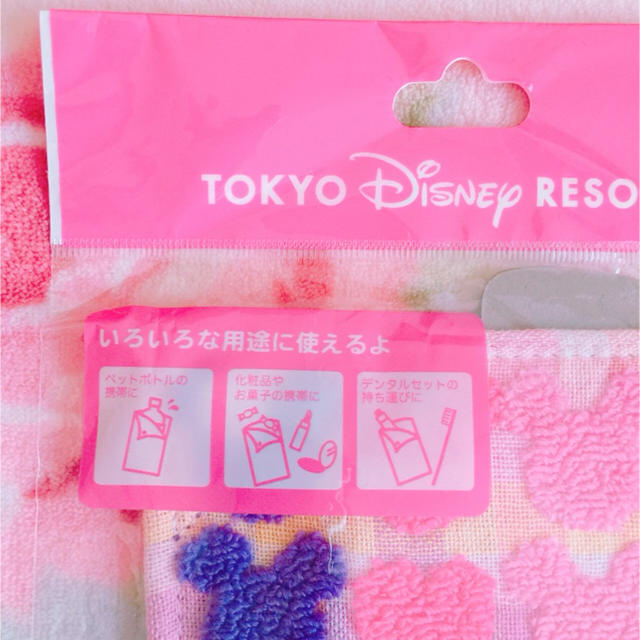 Disney(ディズニー)のDisney♡   ペットボトルカバー① インテリア/住まい/日用品の日用品/生活雑貨/旅行(日用品/生活雑貨)の商品写真