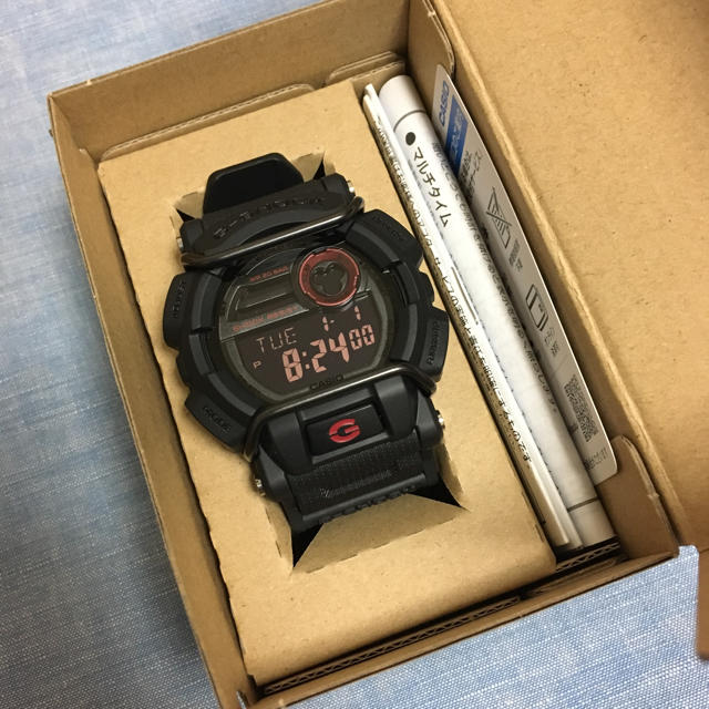 G-SHOCK(ジーショック)の★新品未使用品 G-SHOCK GD-400-1JF★ メンズの時計(腕時計(デジタル))の商品写真