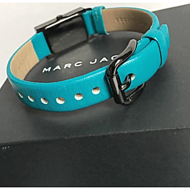 MARC JACOBS(マークジェイコブス)の★*ﾟMARC JACOBS/シマウマゼブラ石入りQZレザーベルト腕時計✨ レディースのファッション小物(腕時計)の商品写真