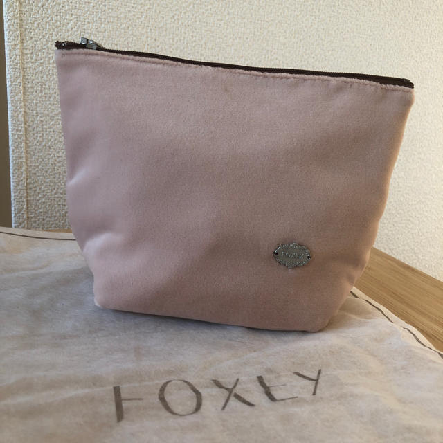 FOXEY(フォクシー)のFOXEY ノベルティポーチ 新品 ピンク エンタメ/ホビーのコレクション(ノベルティグッズ)の商品写真