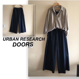 アーバンリサーチドアーズ(URBAN RESEARCH DOORS)のドアーズ  ✨インディゴブルーのワイドパンツ(デニム/ジーンズ)