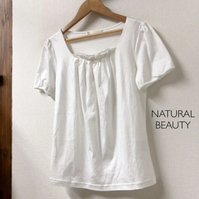 NATURAL BEAUTY(ナチュラルビューティー)のNATURAL BEAUTY きれいめ カットソー 半袖 白 レディースのトップス(Tシャツ(半袖/袖なし))の商品写真