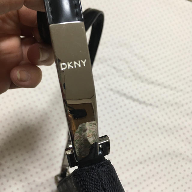 DKNY(ダナキャランニューヨーク)のDNKY  バッグ 黒   レディースのバッグ(ハンドバッグ)の商品写真