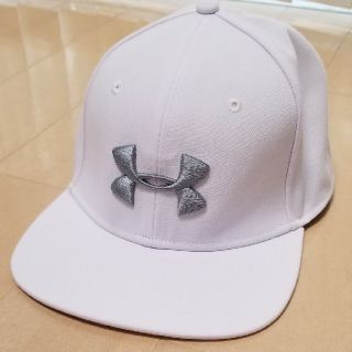 アンダーアーマー(UNDER ARMOUR)のアンダーアーマー　フラットキャップ　良品(キャップ)