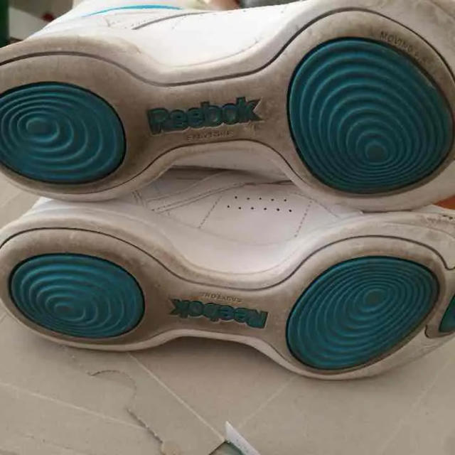 Reebok(リーボック)のリーボック スニーカー イージートーン 25センチ レディースの靴/シューズ(スニーカー)の商品写真