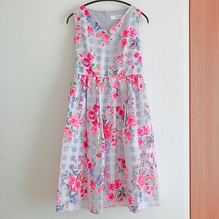 トッコ(tocco)のtocco closet ♡ チェックフラワーワンピ(ひざ丈ワンピース)